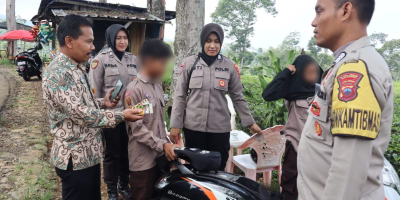 Antisipasi Kenakalan Remaja, Polres Batang Lakukan Patroli Rutin Pada Siswa Bolos Sekolah