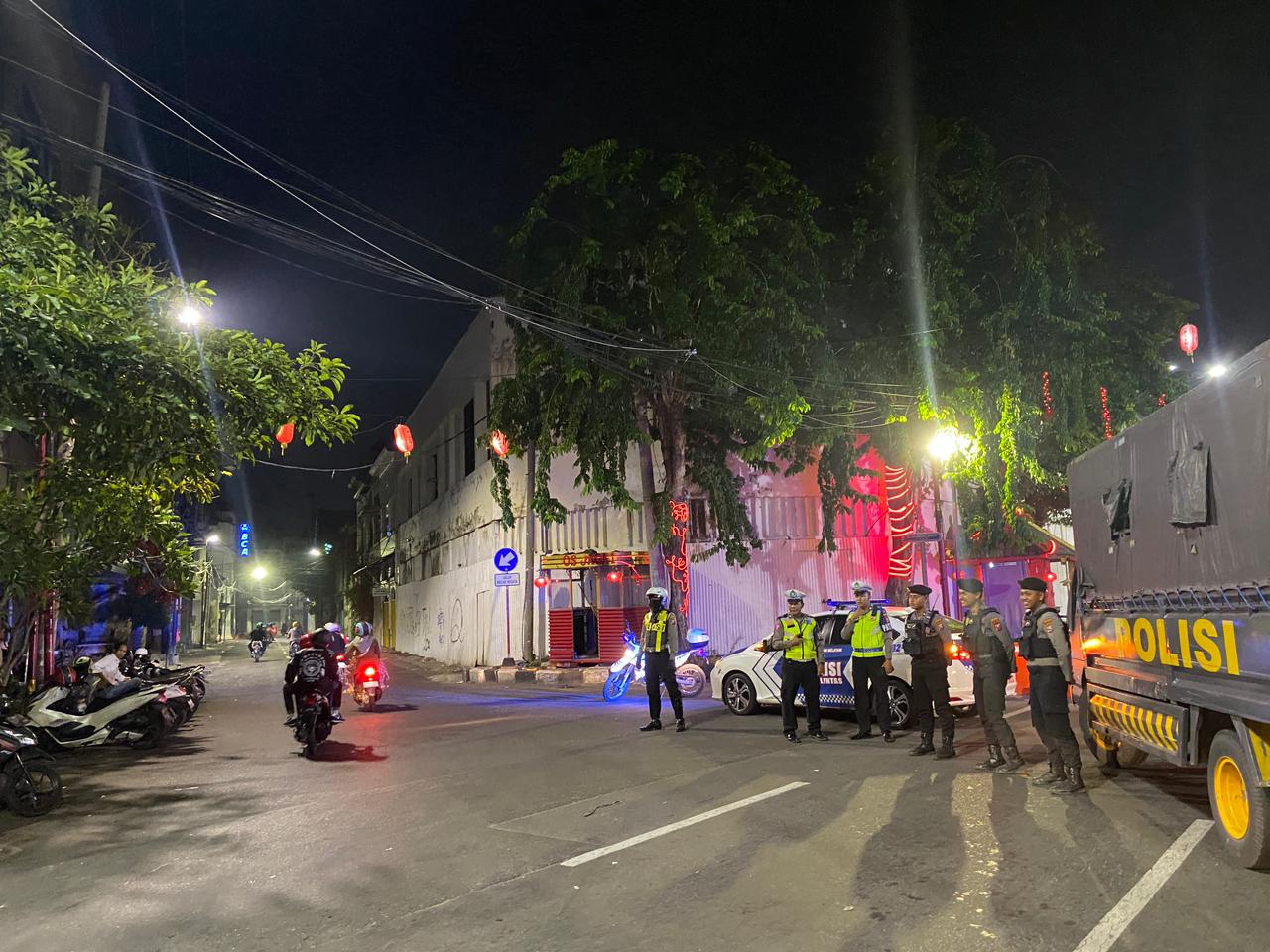 Cegah Kejahatan Jalanan Polres Pelabuhan Tanjung Perak Gelar Patroli Skala Besar