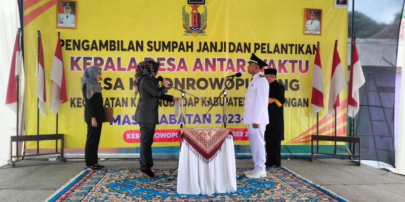 Pelantikan Kepala Desa Antar Waktu Desa Kebonrowopucang, Polsek Karangdadap Lakukan Pengamanan