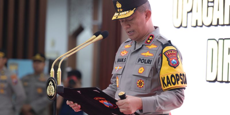 Awali Tugas Kapolda Jatim Lantik Direktur Lalu Lintas Yang Baru