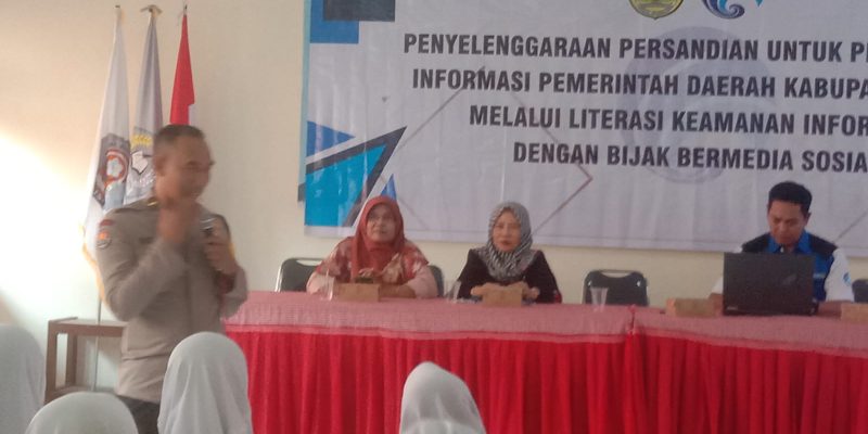 Cegah Bullying Polres Bondowoso Sosialisasikan Literasi Digital kepada Para Pelajar