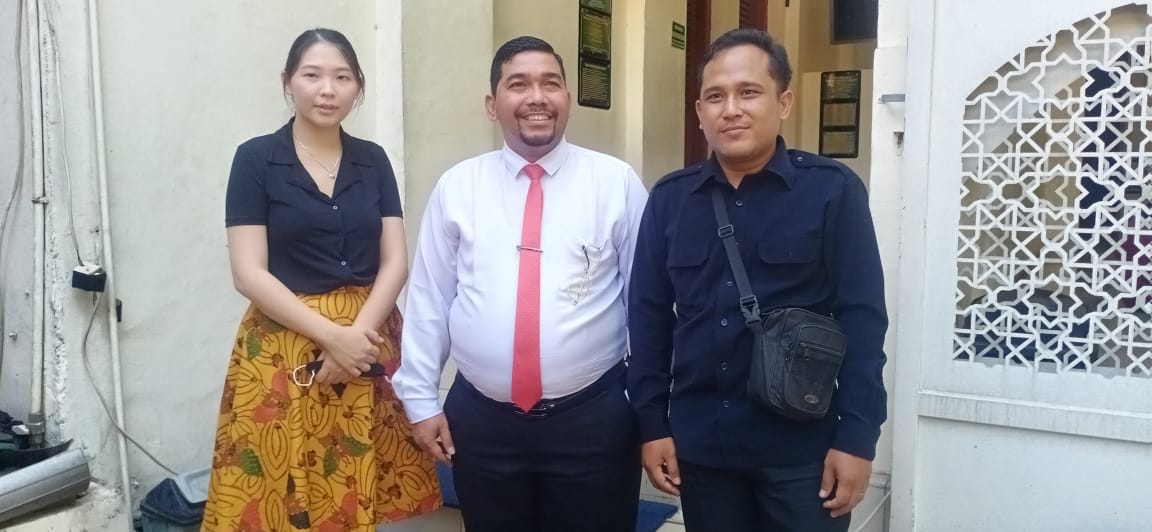 Pengacara dan Korban Kecewa Berat Atas Tertundanya Sidang Kasus Merk