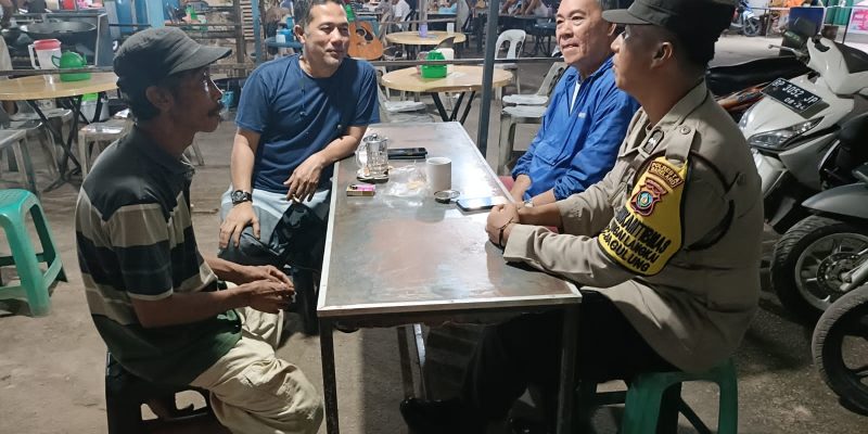 Dalam Rangka Presisi, Polsek Sagulung Sambangi Warga yang Tengah Beraktifitas