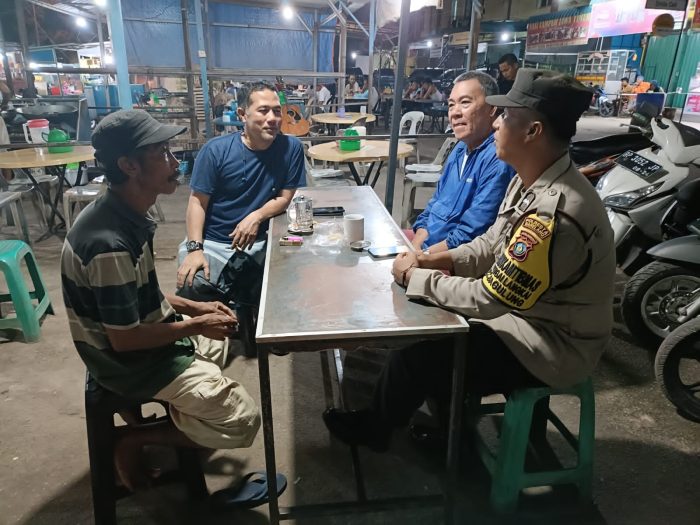 Dalam Rangka Presisi, Polsek Sagulung Sambangi Warga yang Tengah Beraktifitas