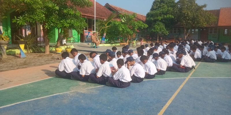 Sekolah Menengah Pertama Negeri 2 (Dua) Wilangan Giatkan Rutin Doa Pagi Bersama