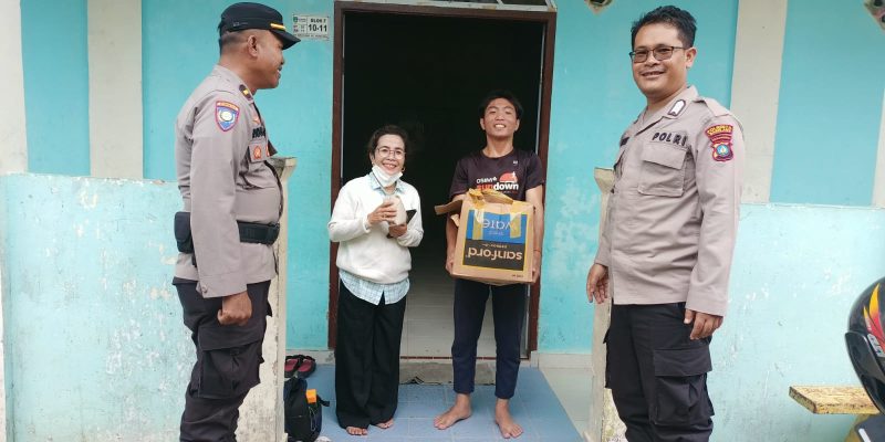Polsek Sei Beduk Berikan Bantuan Sosial Bagikan Paket Makanan Kepada Panti Asuhan Asia Sehati
