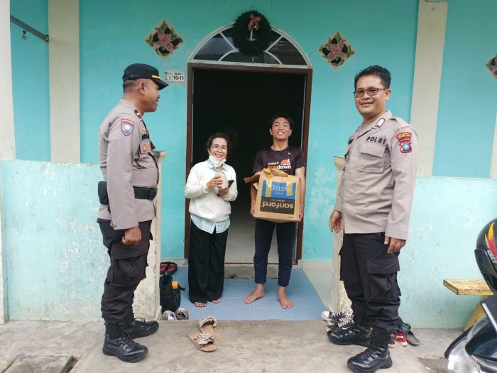Polsek Sei Beduk Berikan Bantuan Sosial Bagikan Paket Makanan Kepada Panti Asuhan Asia Sehati