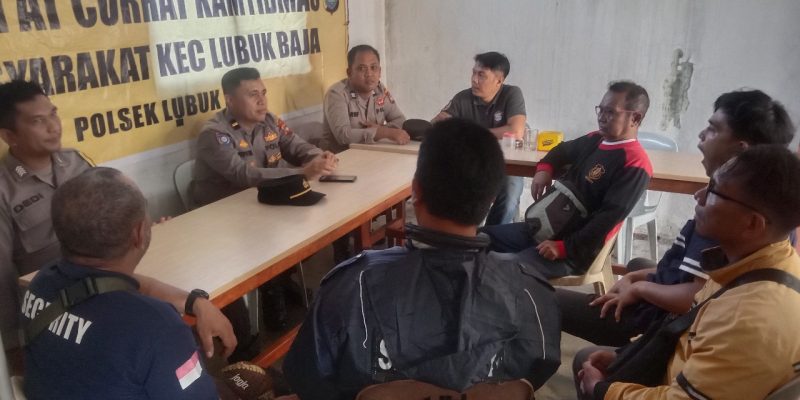 Giat Rutin Polsek Lubuk Baja Melaksanakan Jum’at Curhat di Baloi Persero Batam