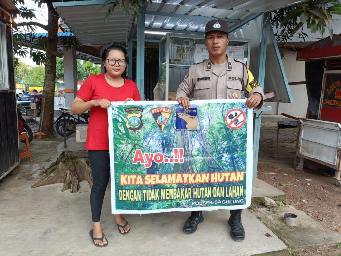 Upaya Pencegahan Terjadi Karhutla Polsek Sagulung Melaksanakan Patroli Dan Memberikan Himbauan Kepada Masyarakat