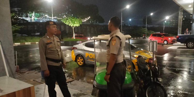 Patroli Polsek Lubuk Baja Sampaikan Himbauan Kamtibmas Kepada Masyarakat