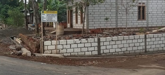 Pembangunan Drainase Desa Mlandangan Kecamatan Pace Kondusif
