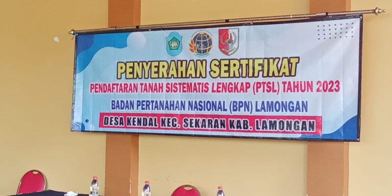 Pembagian Sertifikat Di Balai Desa Kendal Kecamatan Sekaran