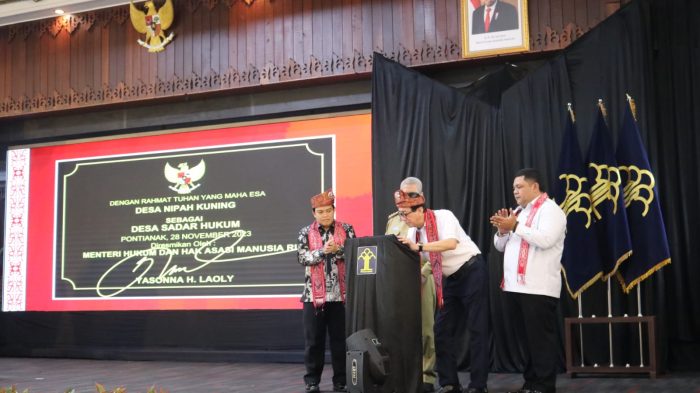 Kementerian Hukum Dan HAM Resmikan 61 Desa/Kelurahan Sadar Hukum Dan 6 Sekolah Sadar Hukum Dan HAM
