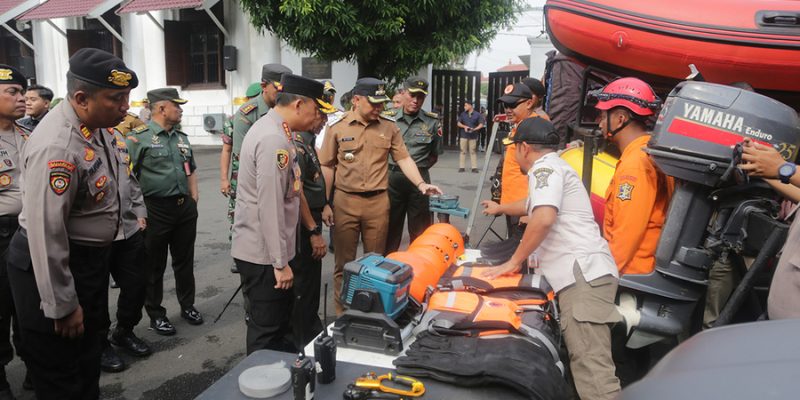 Forkopimda Surabaya Gelar Ape Pasukan Siaga Hadapi Bencana Hidrometeorologi