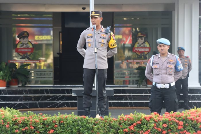 Wujudkan Malam Natal Kondusif, Kapolres Pasuruan Pimpin Apel Kesiapan Pengamanan Natal 2023