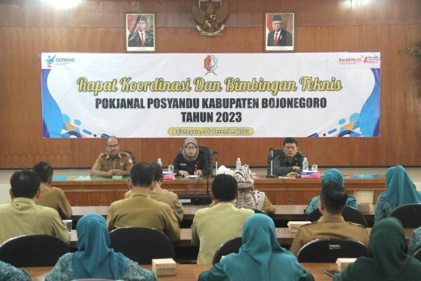 Pj Bupati Bojonegoro Tekankan Kolaborasi Penggerak PKK dan OPD Pemkab untuk Sukseskan Pelayanan Posyandu
