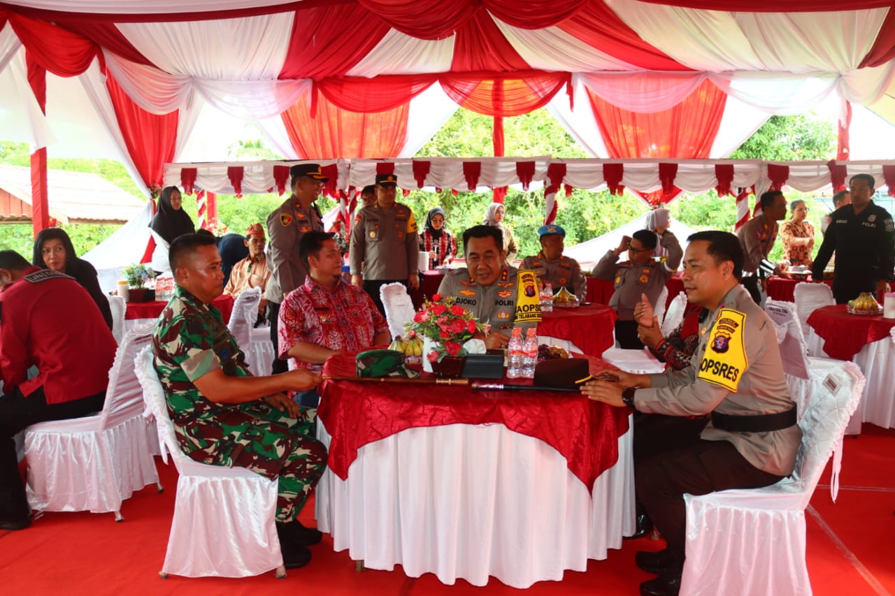 Kapolda Kalteng Ramah Tamah Dengan Forkopimda Katingan