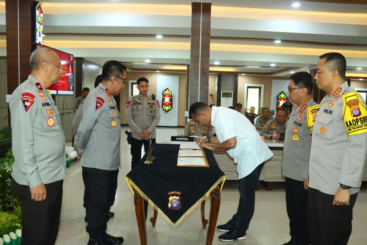Polda Kalteng Sosialisasi Dan Serahkan Dipa T.A. 2024