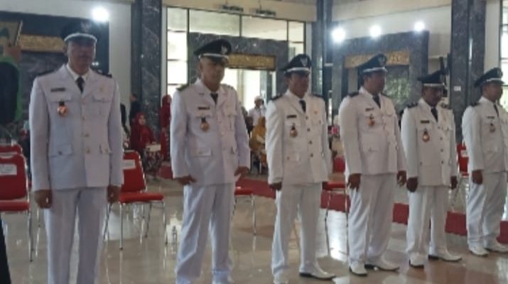 Dalam Rangka Pelantikan 14 Kepala Desa Di Gedung Rotoh Ebuh