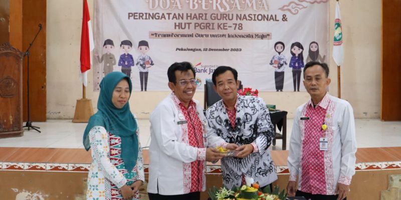 Peringati HUT PGRI Ke-78 dan HGN, Tasyakuran dan Doa Bersama Digelar
