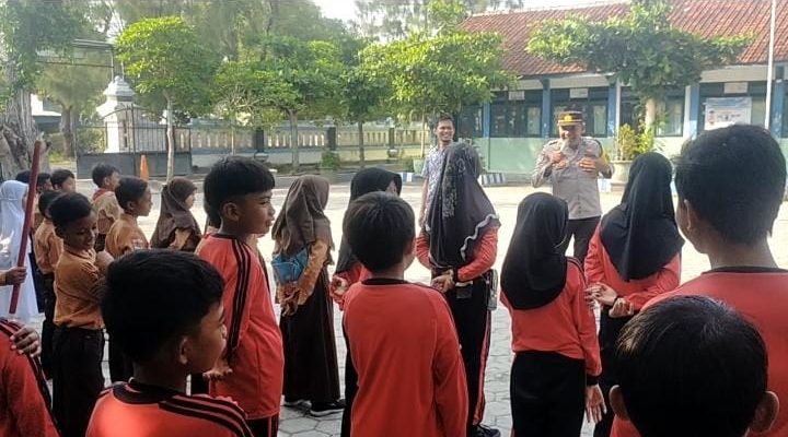 Antisipasi Penculikan Anak Terulang Kembali, Kapolsek Torjun Masifkan Giat Police Goes To School