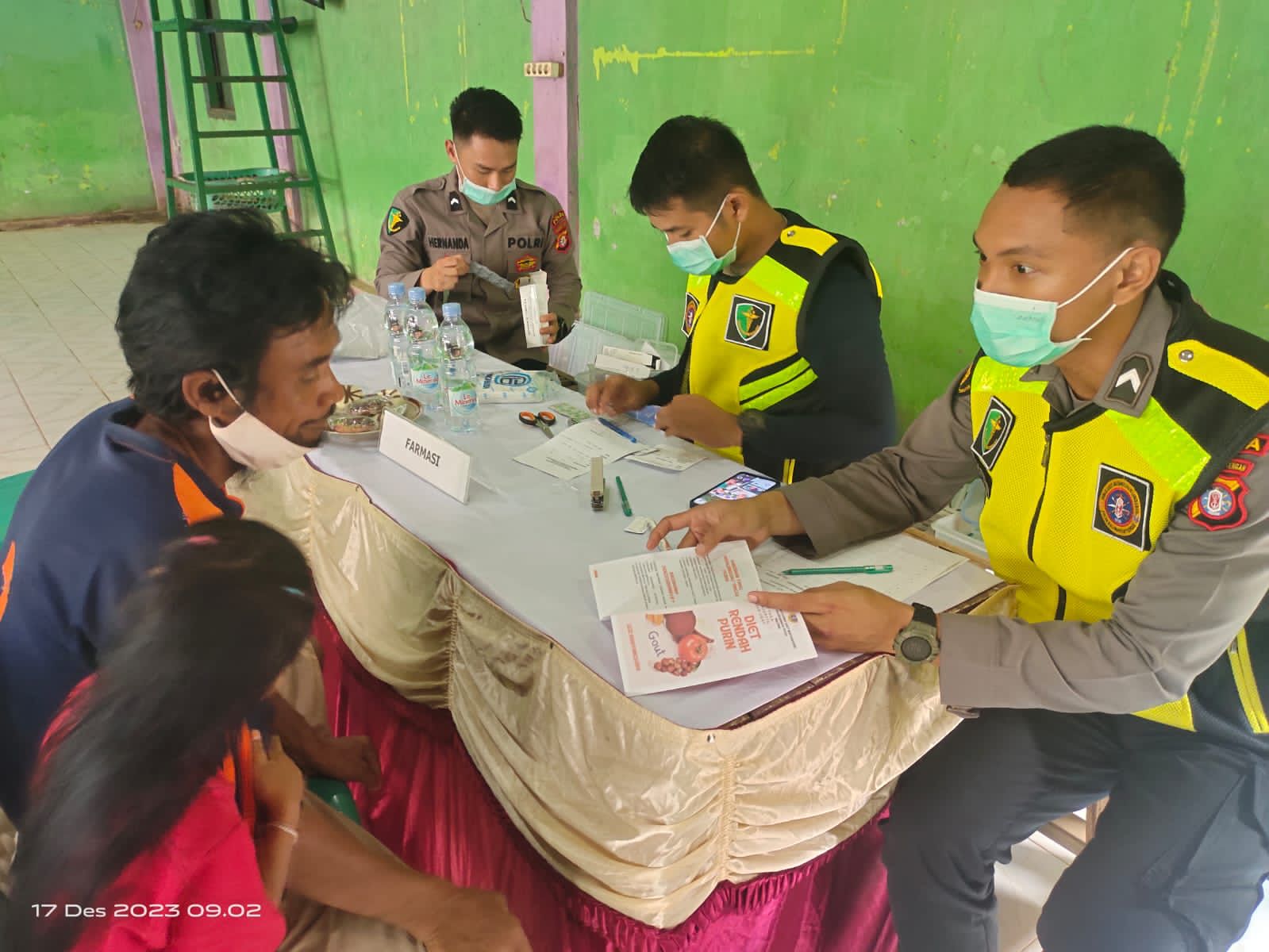 Polda Kalteng Gelar Bakti Kesehatan Bagi Masyarakat di Kuala Kuayan