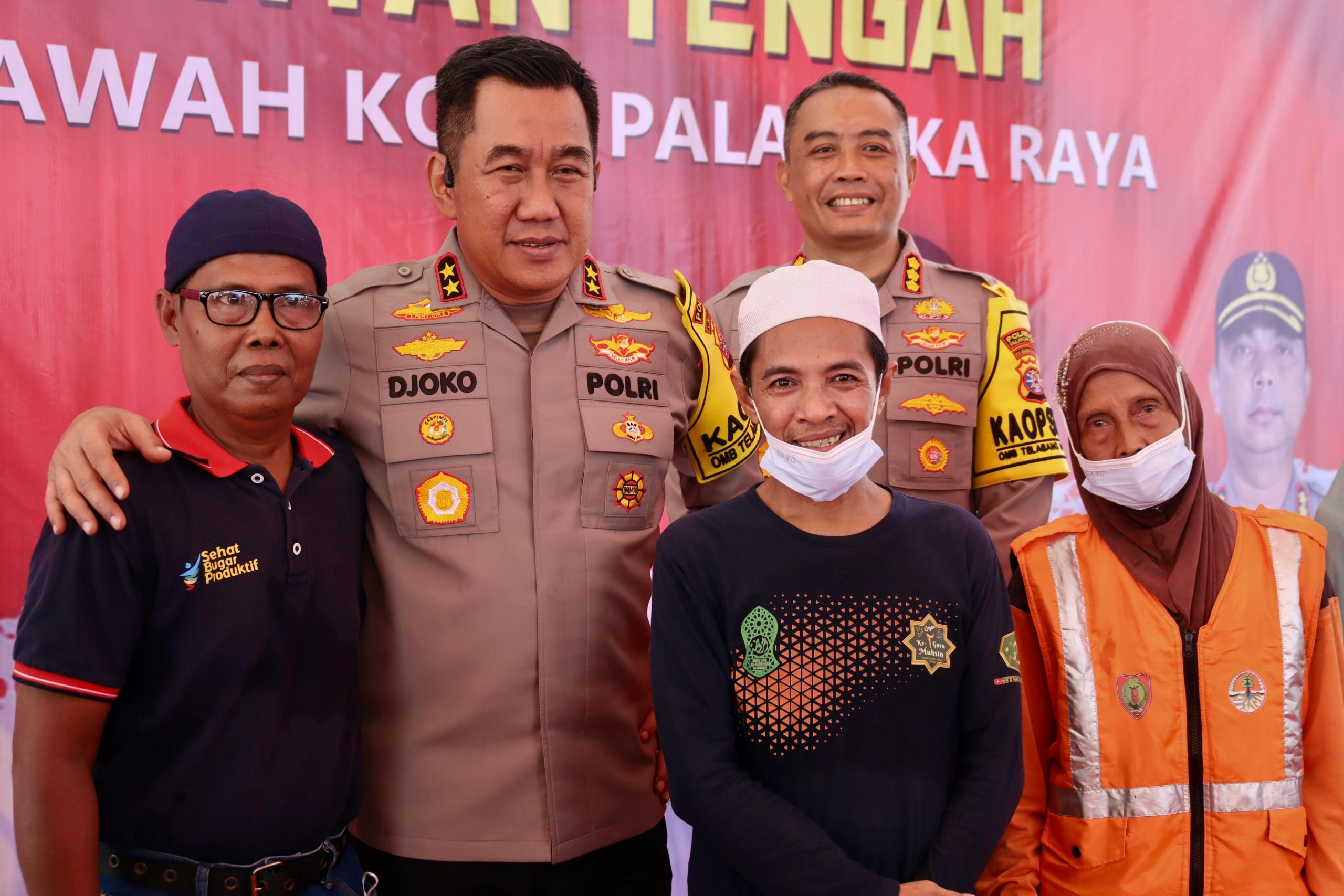 Polda Kalteng Gelar Bakti Sosial dan Kesehatan Gratis