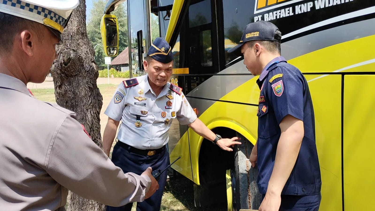 Jelang Nataru, Dinas Perhubungan dan Satlantas Cek Kelayakan Kendaraan