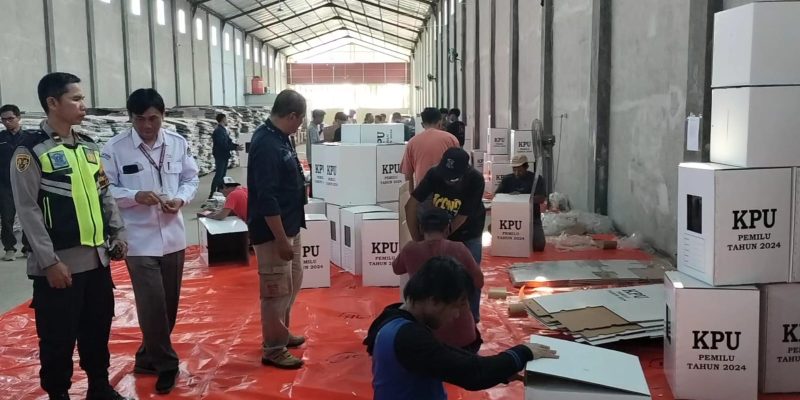 Proses Perakitan Kotak Suara Terus Berlanjut, KPU Berharap Selesai Tepat Waktu
