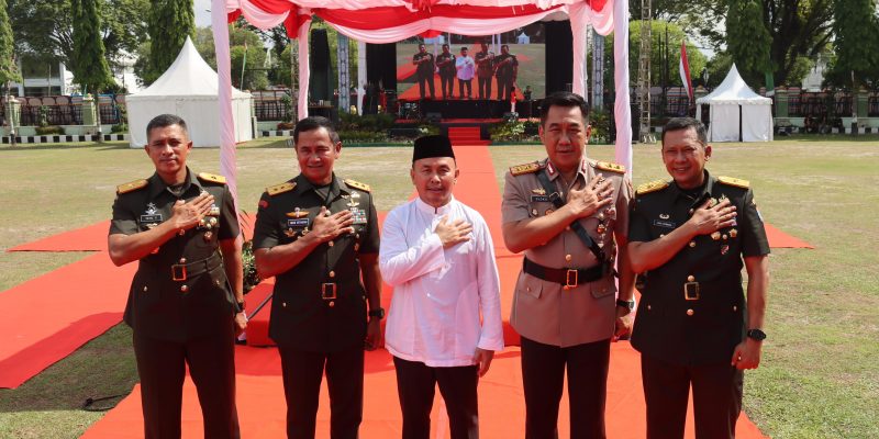 Kapolda Kalteng Hadiri Sertijab Danrem 102 Panju Panjung