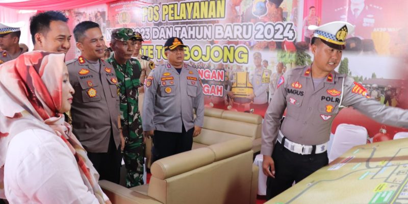 Kapolres Pekalongan Bersama Forkopimda Cek Pos Pengamanan Natal 2023 dan Tahun Baru 2024