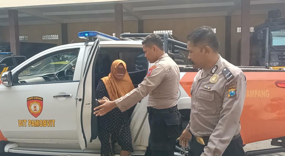 Patroli Operasi Lilin Semeru Polres Sampang Gagalkan Aksi Perempuan Bunuh Diri