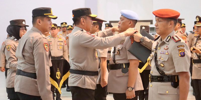 Kapolda Kalteng Pimpin Sertijab 3 Pejabat Utama dan 4 Kapolres