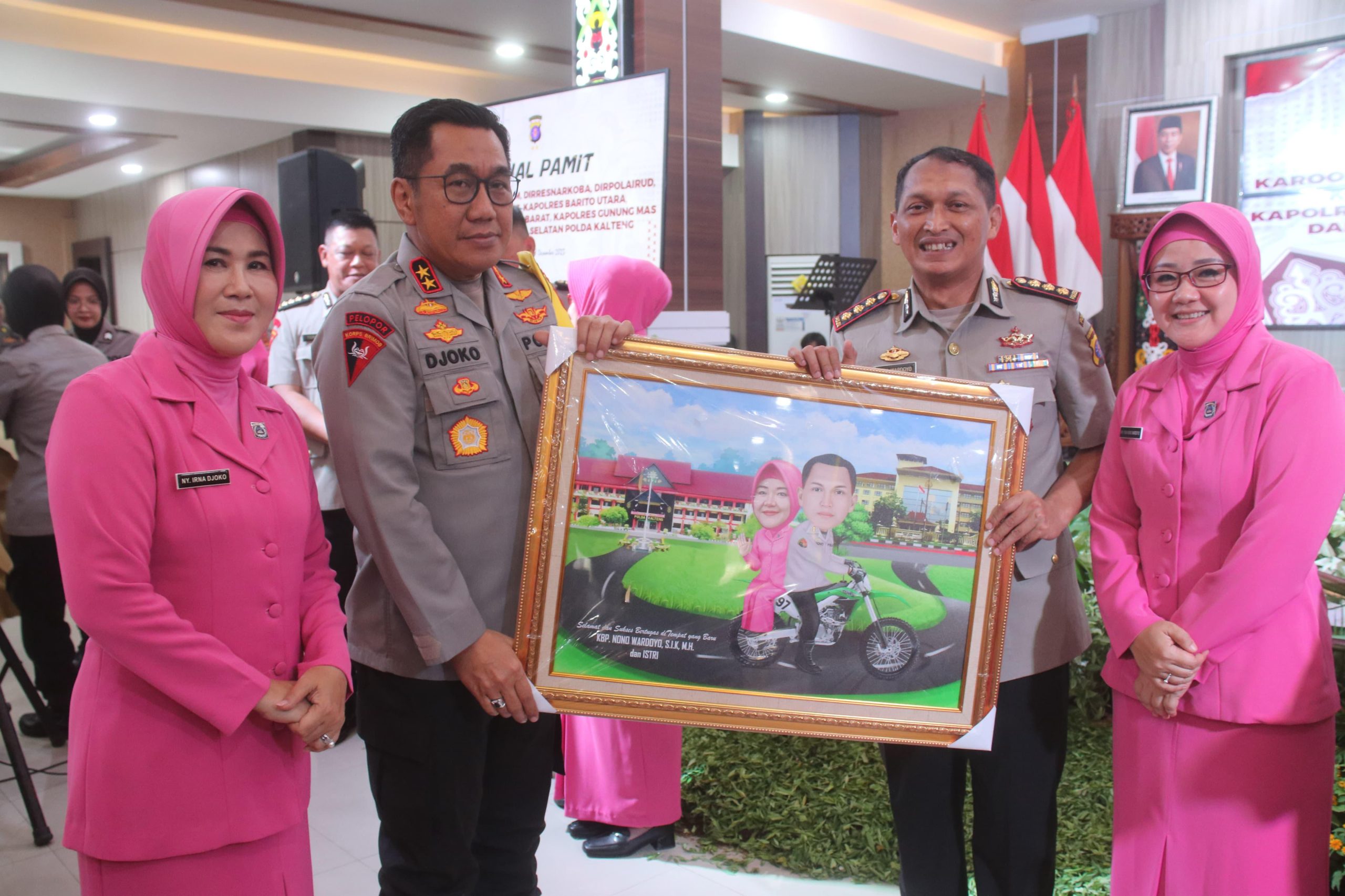 Polda Kalteng Gelar Kenal Pamit 4 Pejabat Utama dan 5 Kapolres