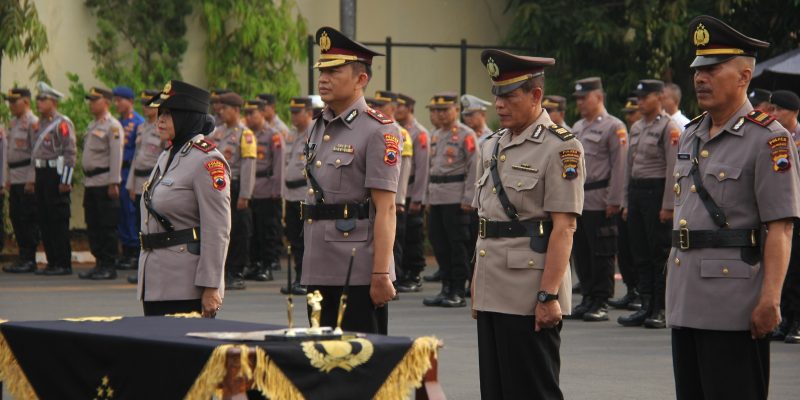 Pimpin Upacara Sertijab Wakapolres dan Kapolsek Tirto, Ini Pesan Kapolres Pekalongan Kota
