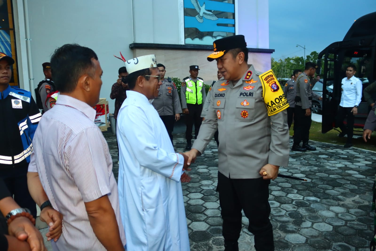 Kapolda Kalteng Patroli Dialogis Bersama Forkopimda di Palangka Raya