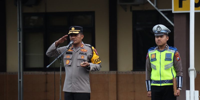 Ratusan Personil Gabungan Siap Amankan Malam Pergantian Tahun Baru 2024 Di Kabupaten Sampang
