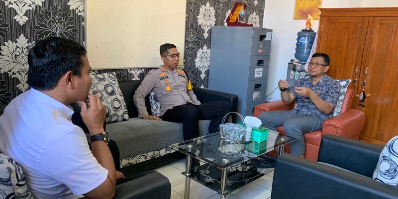 Memastikan Pengamanan Tahapan Pemilu 2024 Kondusif Kapolres Situbondo Kunjungi Kantor KPU Dan Bawaslu