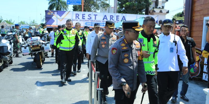 Kapolda Jatim Cek Kesiapan Ops Lilin Semeru Dan Jalur Pantura Surabaya – Banyuwangi Dengan Patroli Bermotor.