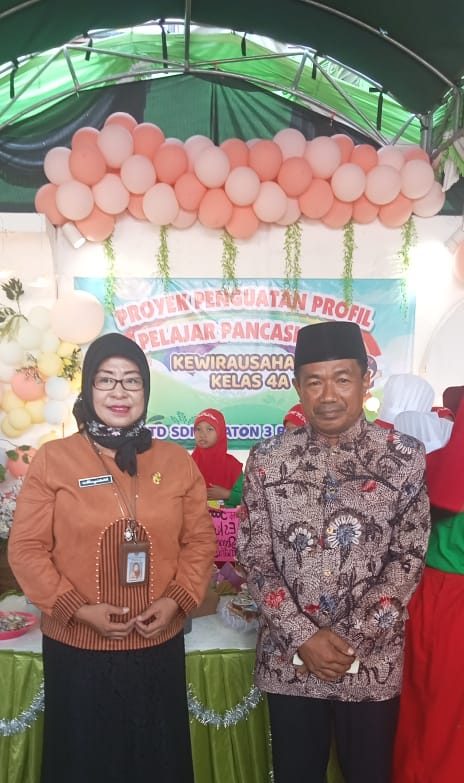 UPTD SDN Kraton 3 Bangkalan Adakan Giat P5 Sekaligus Gelar Happy Market Day Dengan Mengusung Tema “Kewirausahaan Kelas IV ”