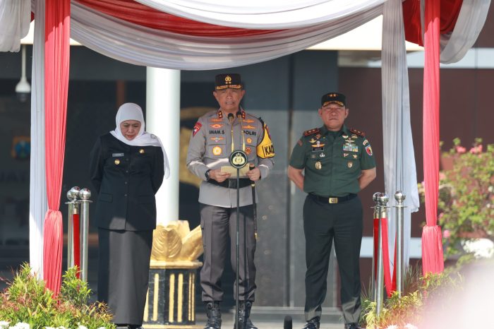 Kapolda Jatim Pimpin Apel Gelar Pasukan Operasi Lilin Semeru 2023