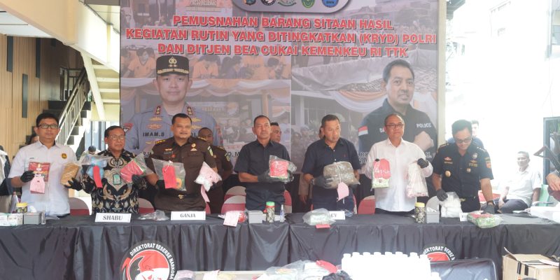 Polda Jatim Musnahkan Narkoba Hasil Ungkap Kasus Jelang Tahun Baru