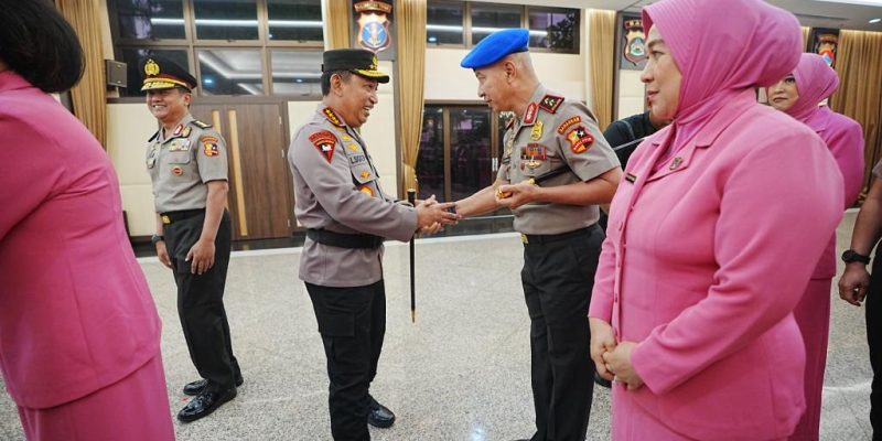 Kakorpolairud Baharkam Polri M. Yassin Kosasih Resmi Sandang Pangkat Irjen