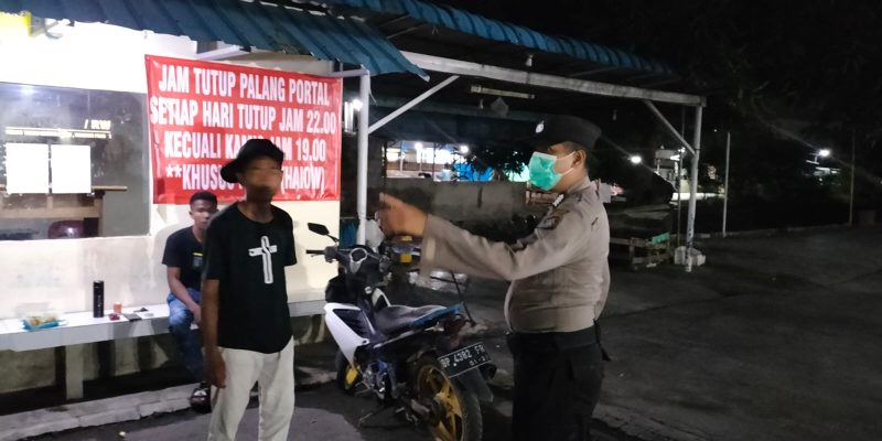 Kapolsek Lubuk Baja Ajak Warga Mengaktifkan Siskamling Guna Mempersempit Ruang Pelaku Kejahatan