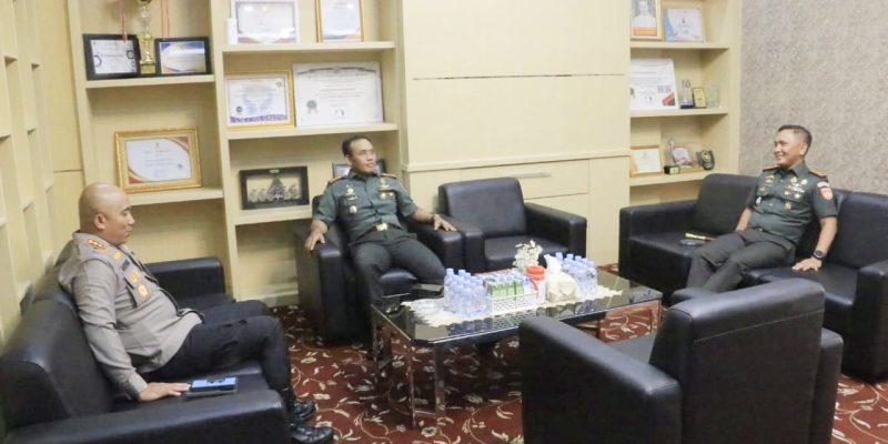 Danrem 073/Mkt Meninjau Hasil Pembangunan Gedung Makodim Pati Dan Silaturahmi Di Polresta Pati