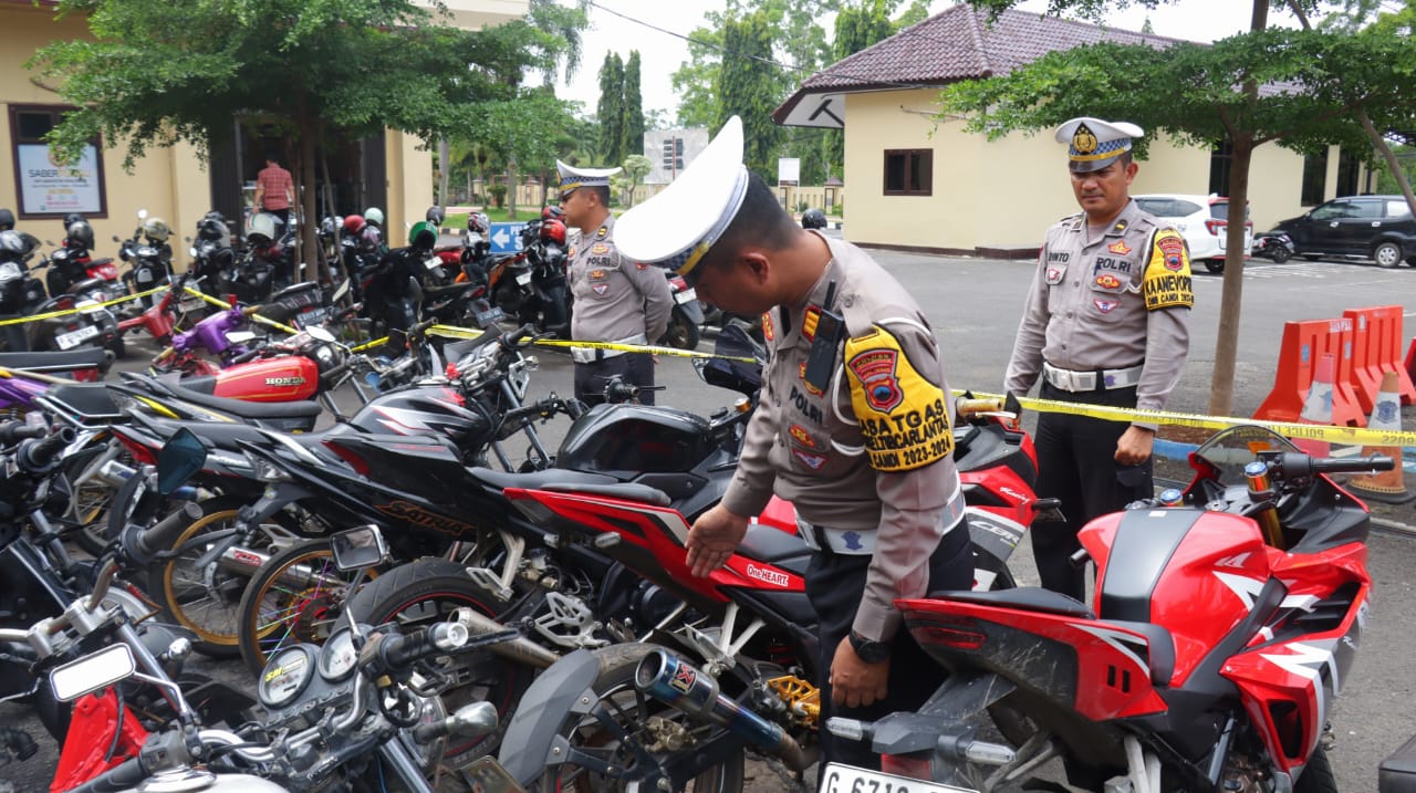 Dalam Tiga Hari, Satlantas Polres Pekalongan Berhasil Menindak 103 Unit Motor Knalpot Tidak Standar