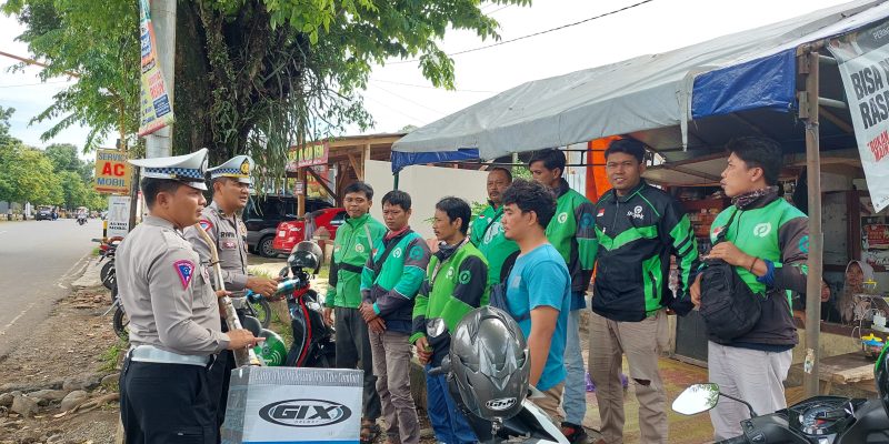 Sosialisasikan Larangan Penggunaan Knalpot Tidak Standar, Sat Lantas Polres Pekalongan Sasar Driver Ojol