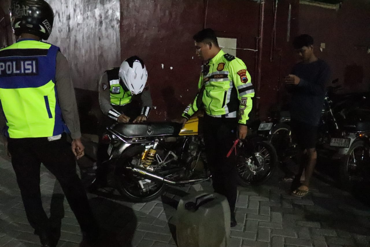 Puluhan Motor Berknalpot Tidak Standar Terjaring Razia Gabungan TNI-Polri