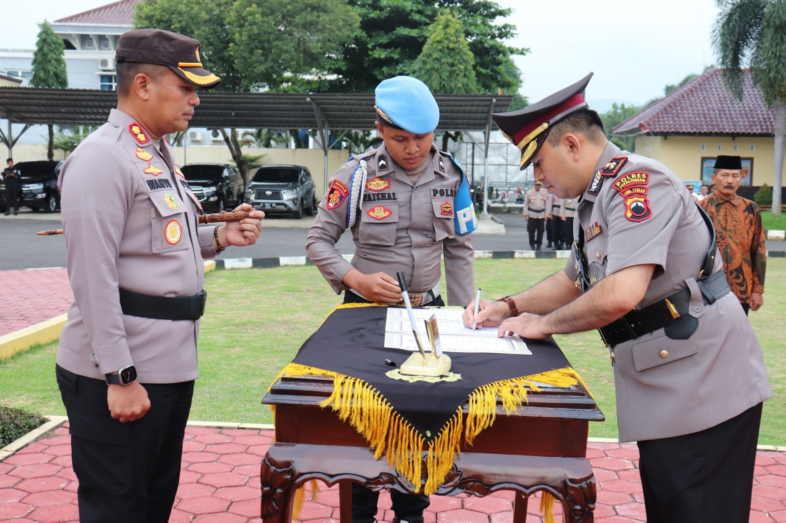 Kapolres Pimpin Upacara Sertijab Wakapolres Pekalongan