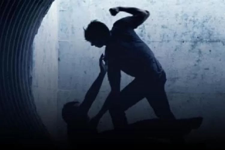 Ada Apa…!!! Oknum Kades di Situbondo Diduga Melakakukan Penganiayaan Kepada Salah Satu Warga Karon Arjasa